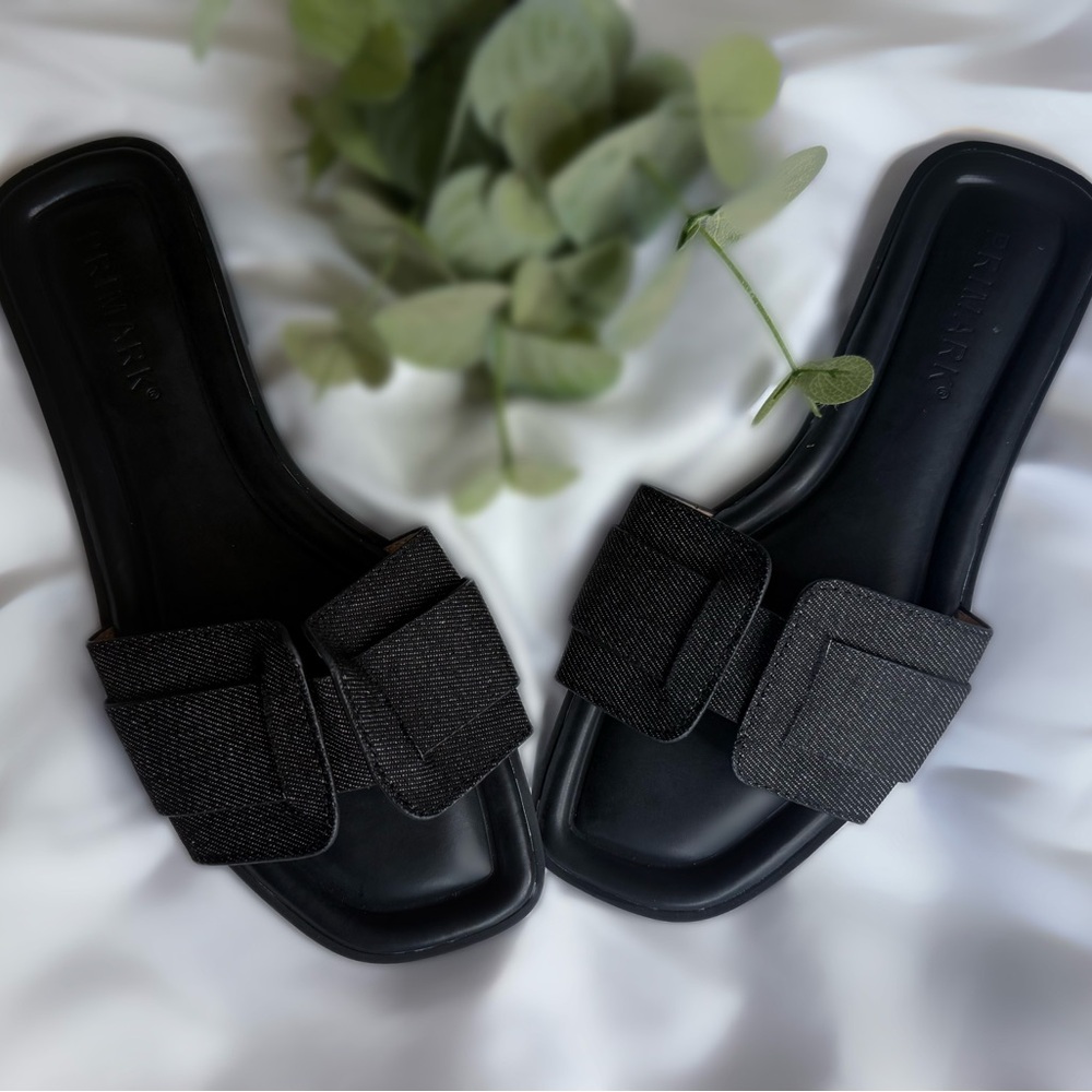 Stylish Black Slide Sandals
